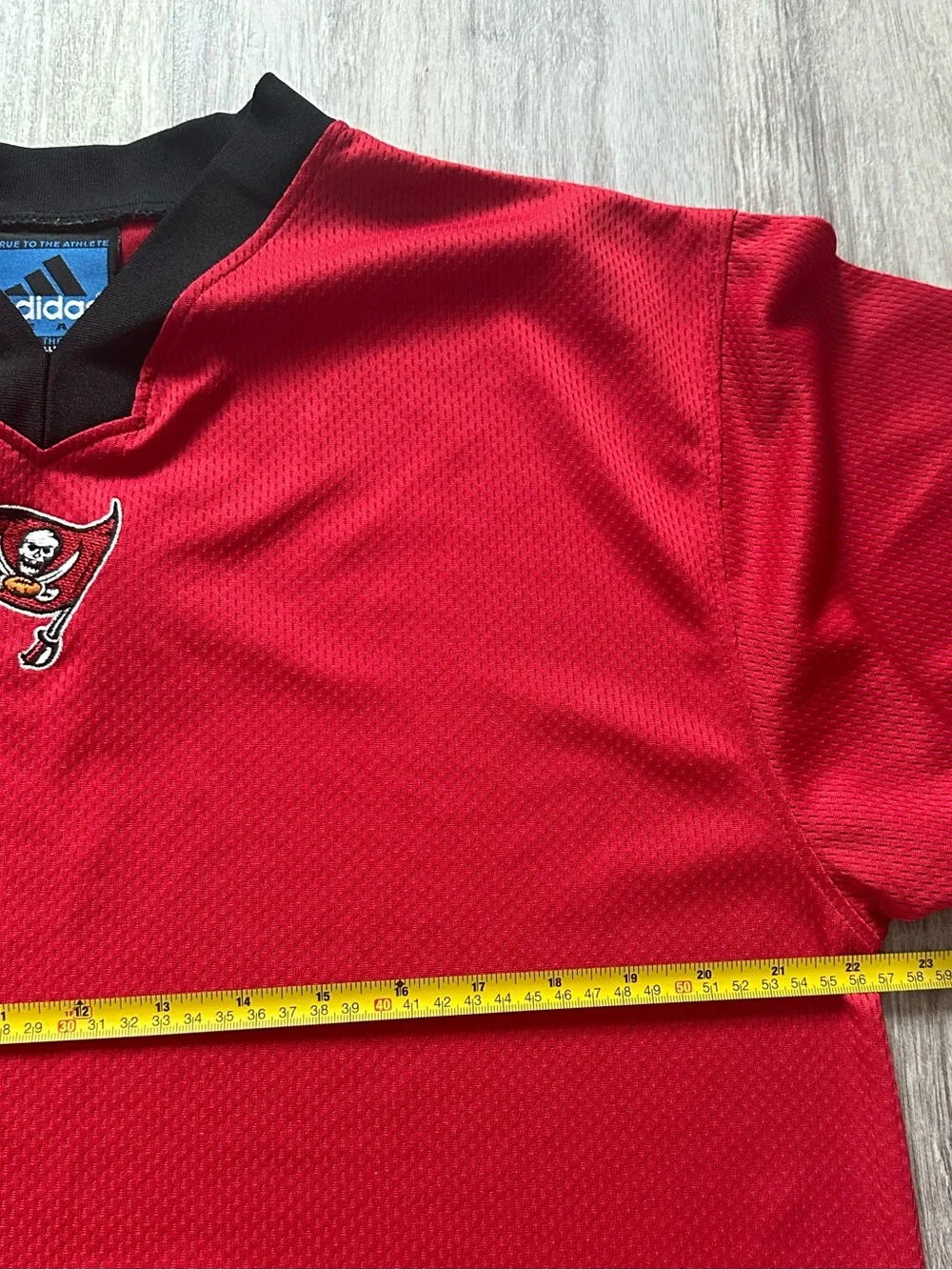 adidas bold red